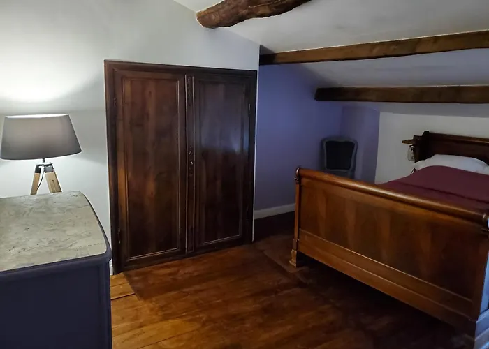 بيت للعطل La Cardabelle *